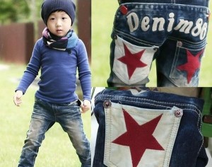 Как выбрать стильные и практичные брюки для мальчика?