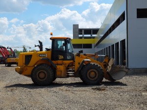 Фронтальные погрузчики  JCB 456 ZX