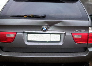 Зачем нужен кузовной ремонт BMW X5 в профессиональном автосервисе?