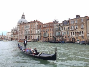 Романтики выбирают Венецию