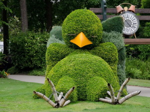 Топиар - зеленая скульптура в саду!