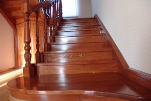 Выбор деревянной лестницы для дома