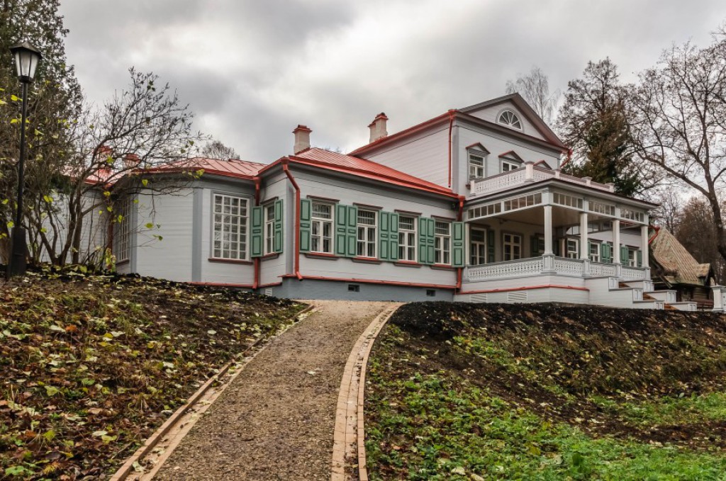 литературный музей-заповедник абрамцево. абрамцево музей-заповедник. клин московская область музей чайковского. усадьба гальских череповец зимой. усадьба зацепиных тутаев.